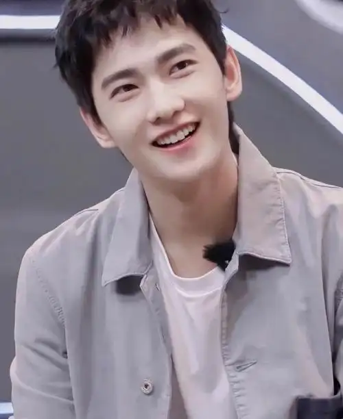 杨洋的神仙颜值哪个网站可以看2021免费完星辰影院tc版在线观看国语