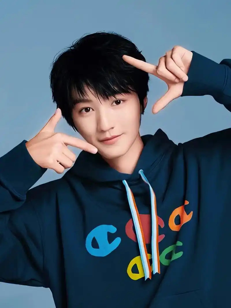 发现了一张图!男友感满满啊啊啊啊啊啊啊#王俊凯 #分享照片 - 抖音