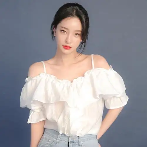 吊带露肩上衣雪纺衫