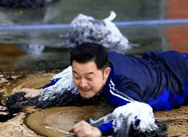 其实对于其他的成员,大部分都没有太多的意见,但是有一个人却是最不被