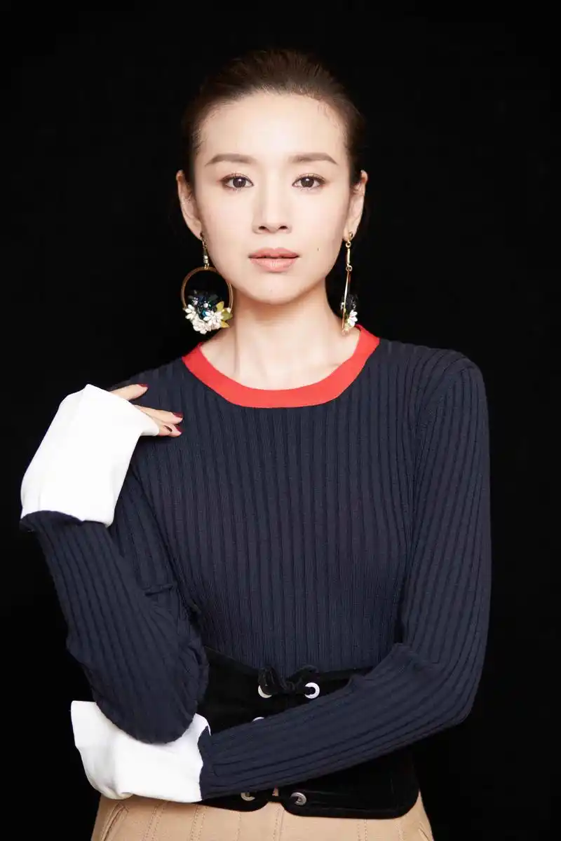 董洁美出新高度!端庄大气惊艳众人