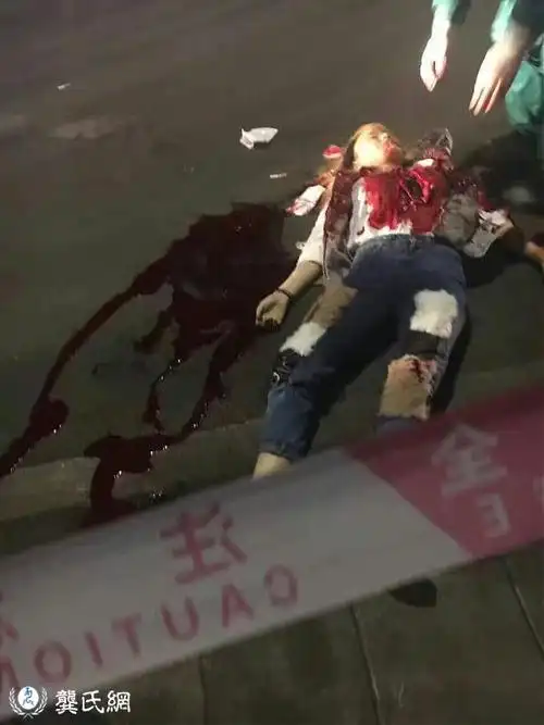 【龚氏头条】富顺板命街发生血案,18岁女孩惨死街头!