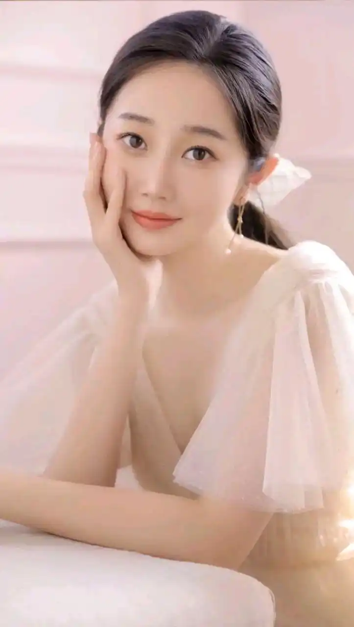 陈嘉男,喜剧小花