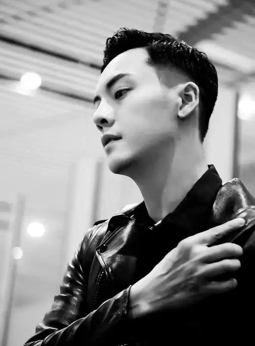 人总是会反复爱上「港系」型男|发型|港男|大背头|黄宗泽|陈伟霆_网易