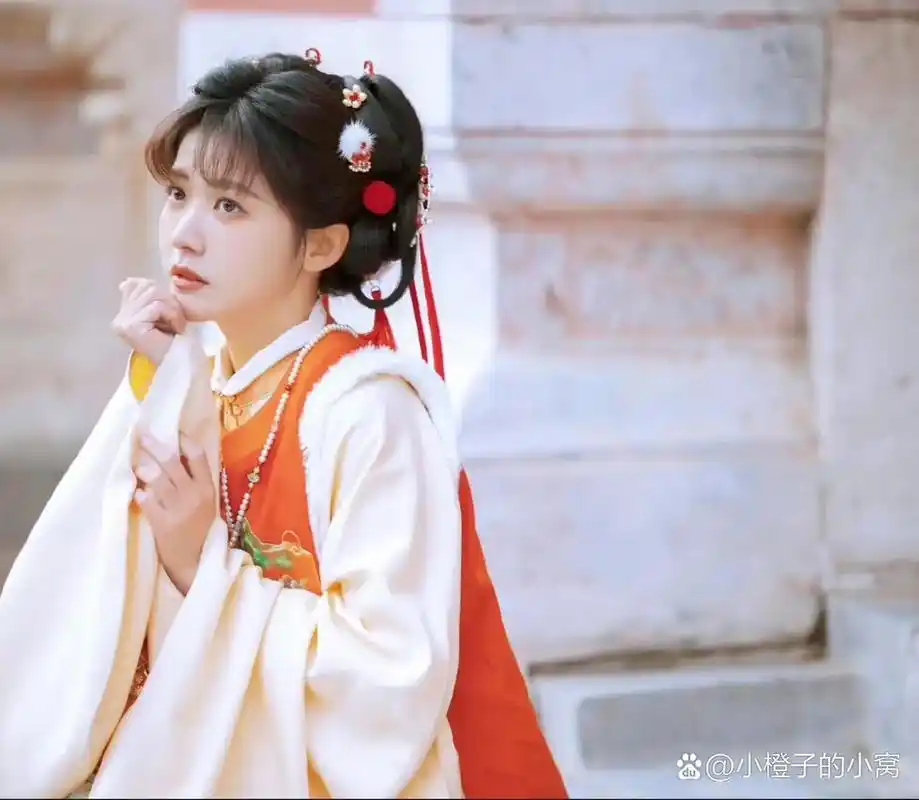 赖美云的这组照片好可爱啊