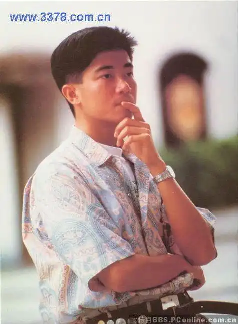 p>《烟雨凄迷》是中国香港歌手 a target="_blank" href="/item