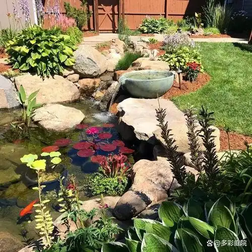 24个花园和庭院的户外水景设计方案