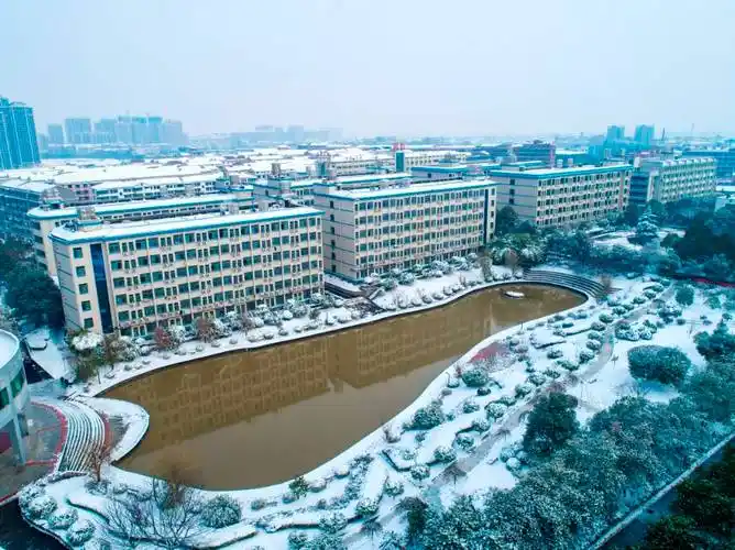 益阳医学高等专科学校五年制大专2024年招生简章发布