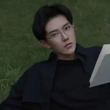 帅气精致男生森系头像