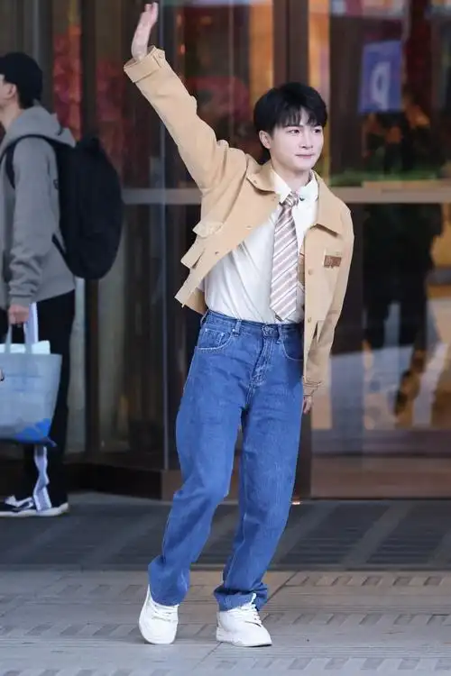 周深奔跑吧##奔跑吧全员开工打卡##奔跑吧生态篇