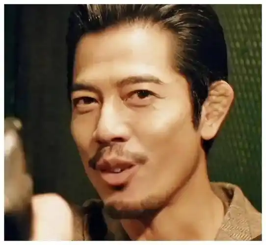 天王郭富城爆改,2024年诞生的热梗_蓝天_劫匪_慕容辉