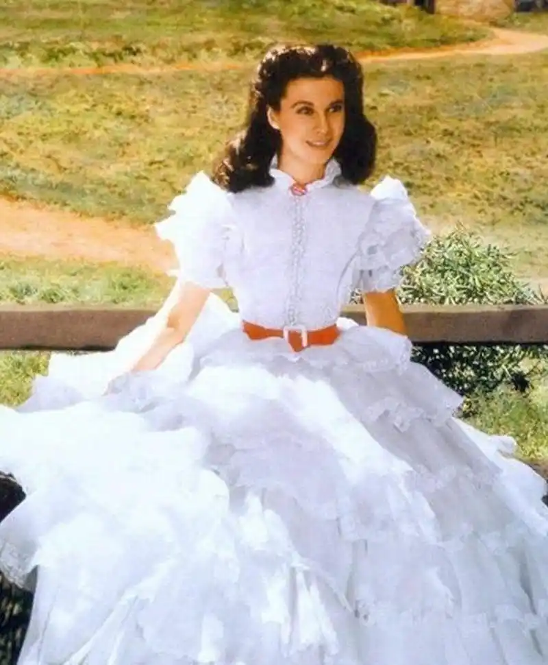 "乱世佳人"费雯丽真实老照片,她的美惊艳了一个世纪