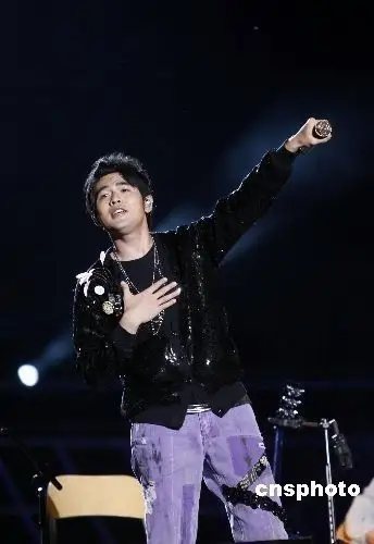 4月25日晚,周杰伦2009世界巡回演唱会的洛阳站个人演唱会,在河南洛阳