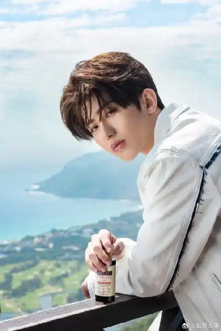 蔡徐坤给我们带来了很足的面子,因为喜欢他是一件很棒的事情