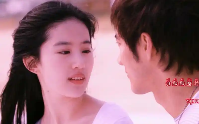 mv刘亦菲王力宏像个孩子王若熙