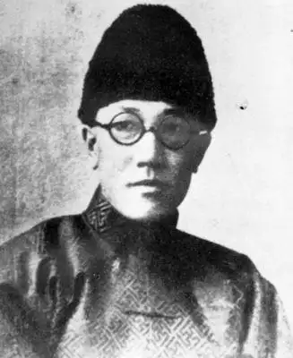 com  2006年10月18日 11:28 来源:中国青年报     在暗讽袁世凯称帝的