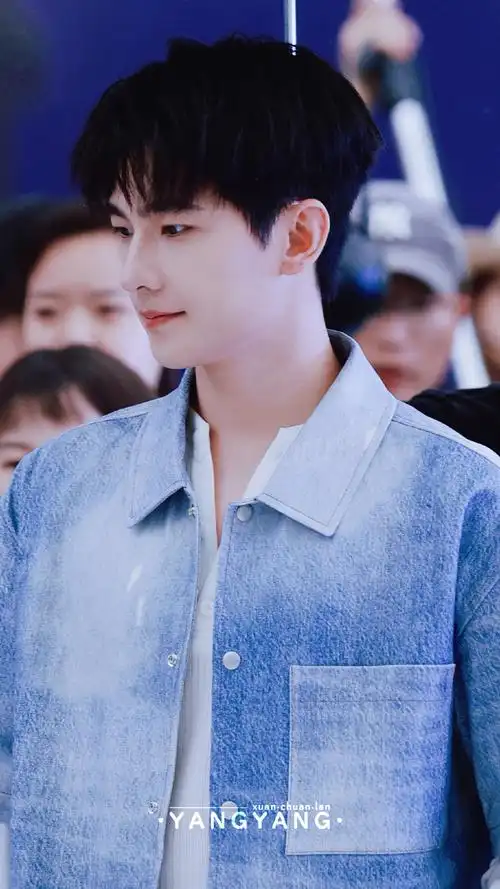 杨洋打卡西安青岛白啤生活家营地##青岛啤酒白啤代言人杨洋