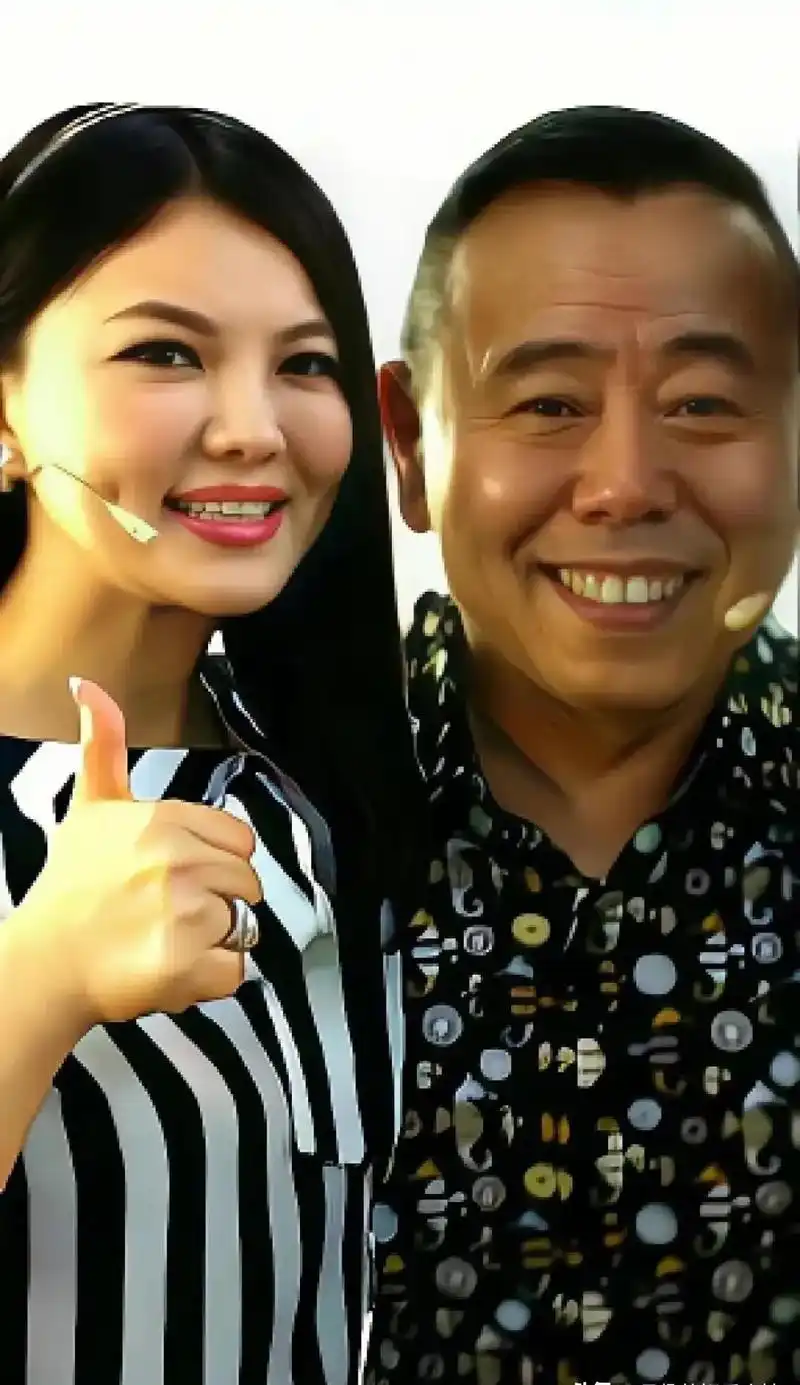 潘长江:娱乐圈的反思 潘长江是内地喜剧界的代表人物之一,他的表演