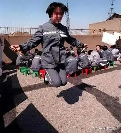 我在监狱里的那点事3为啥都剃光头为啥叫坐牢吃的让人成仙