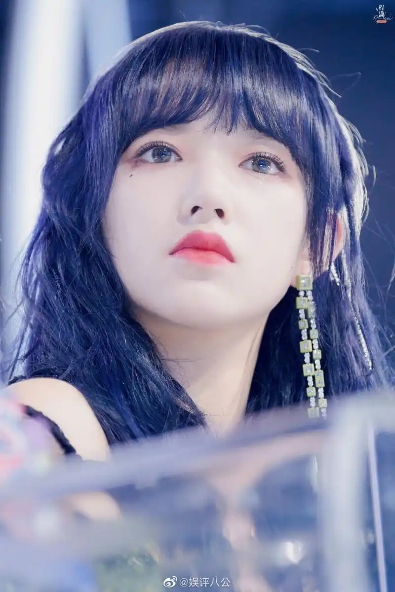 如果她去演真人版《虹猫蓝兔七侠传》蓝兔,是不是还挺合适的[并不简单