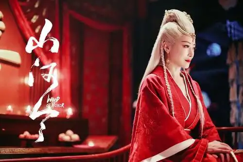 陈紫函《山河令》红衣白发美爆 冻龄颜值惊艳众人频登热榜