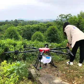 机农田喷药无人机打农药农用中型载重植保喷洒农药果园施肥无人飞机