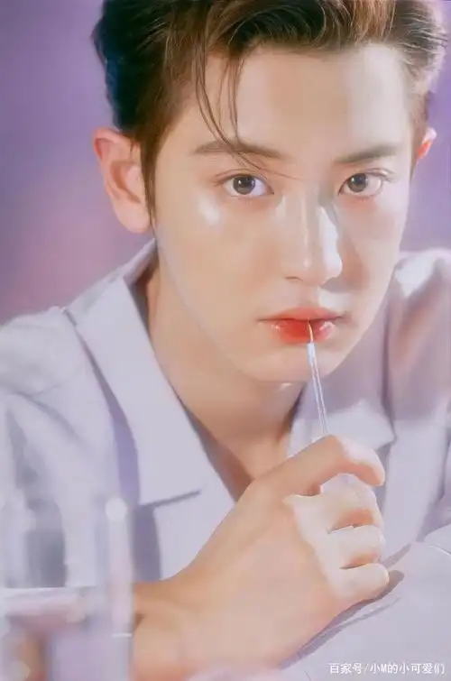 最新朴灿烈高清照,简直不要太帅!