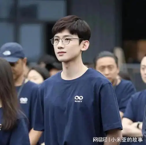 不起眼男2,到《长风渡》古装美男,白敬亭变化好大|吴磊|杨洋|胡冰卿