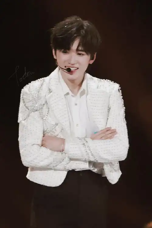 海口演唱会元气/霸气随意切换90@时代少年团-宋亚轩#宋亚轩理想之途