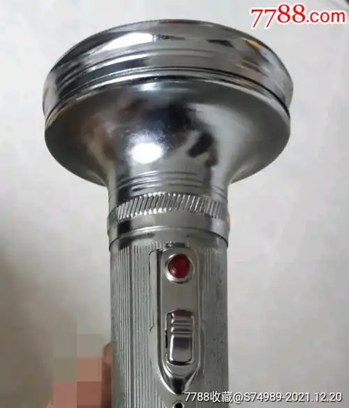 虎头牌手电筒全新正常使用用3节1号电池