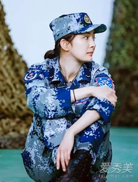 《真正男子汉2》杨幂打长途哽咽 杨幂疑与老公刘恺威通话_综艺节目