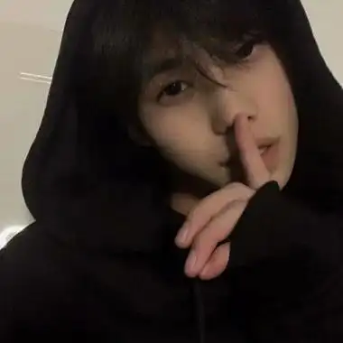 最新版气场强大的吸引人的男头很清新男生头像很酷的真人干净