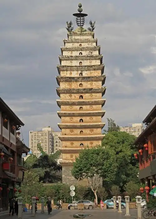 昆明的旅游景点有哪些?说得完吗?