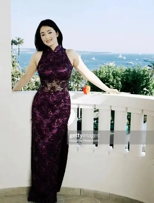 美到起飞的旗袍女神～巩俐