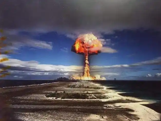 原子弹一向被列为是最恐怖的武器之一,不仅爆炸力极强,其爆炸后遗留的