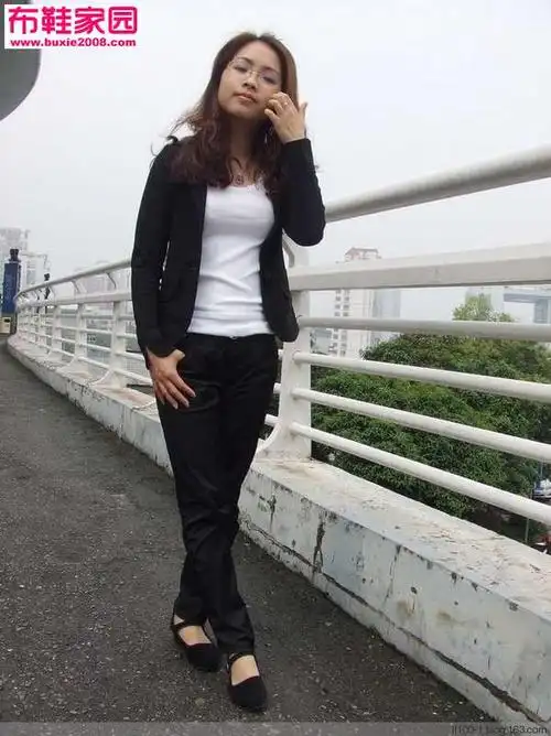 【布鞋情怀】爱穿布鞋的小媳妇(153p)