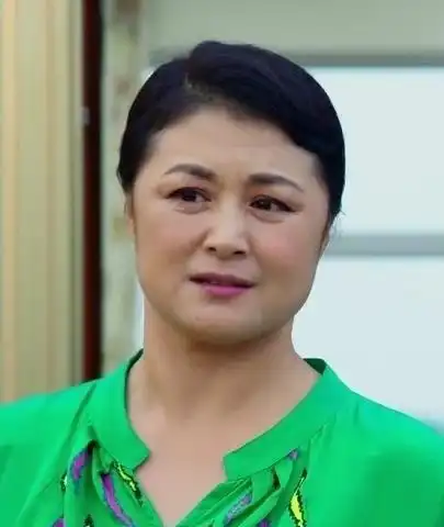 50岁谢大脚因车祸去世,获赵本山力捧15年,二人关系匪浅