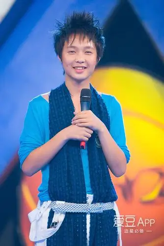 [exo][分享]170819 少年艺兴时髦登场 时间从你脸上