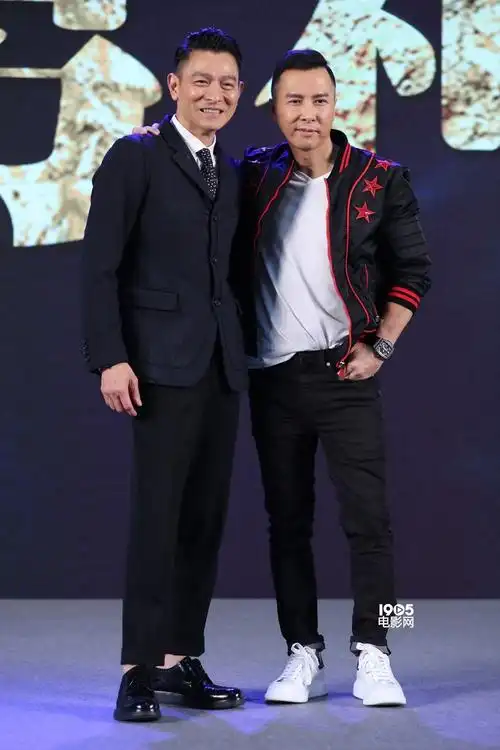 刘德华自嘲靠脸吃饭鼓励小鲜肉 犀利点评甄子丹