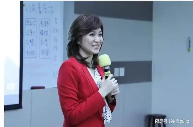 周玉琴嫁赖岳谦520放闪婚纱照美爆了爆夫妻一起追看这剧