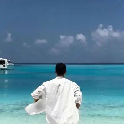 男生头像海边帅气高清超清海边男生头像