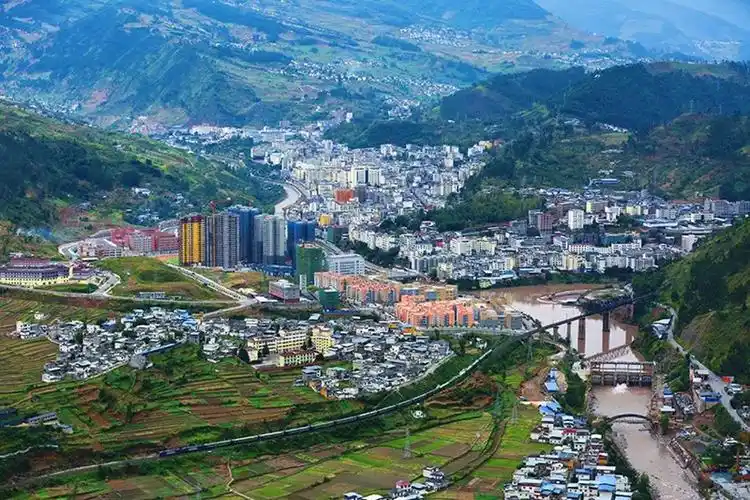 甘洛产业振兴投资基金在四川凉山州注册设立