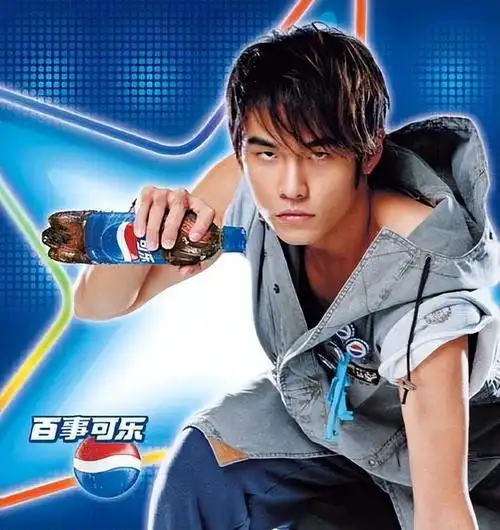 拒绝百事2000万代言费却签约4000万的雪碧周杰伦被指见钱眼开