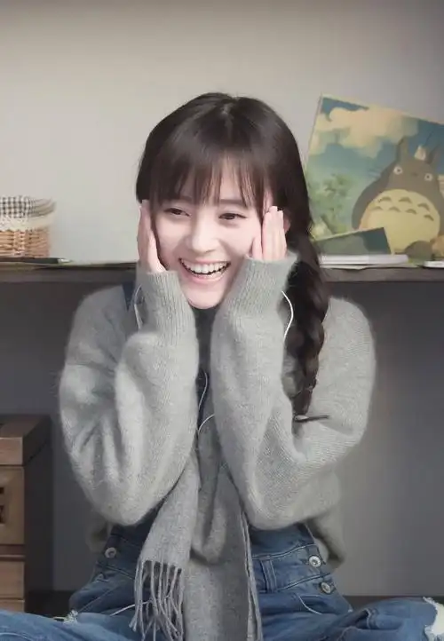 有一种笑容叫做鞠婧祎的笑容,如一缕春风,一抹阳光