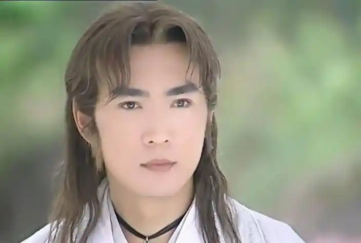 焦曼婷坦言:焦恩俊每天都嫌我丑!_巅峰_心目_印象