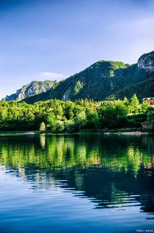 风光悠悠,鸾影迢迢|古人笔下的青山绿水