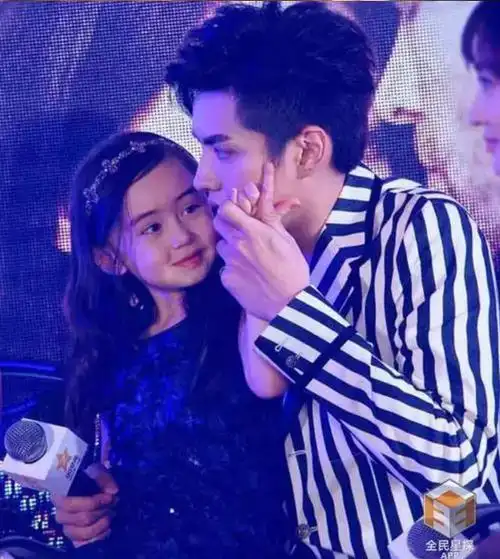 吴亦凡凭什么不会睡粉丝?他们这些鲜肉大咖想生孩子都想疯了!