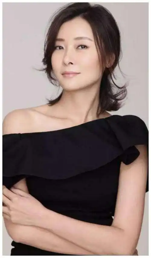 柯蓝曾被断言活不过38岁又遭李亚鹏背叛她如今怎样了