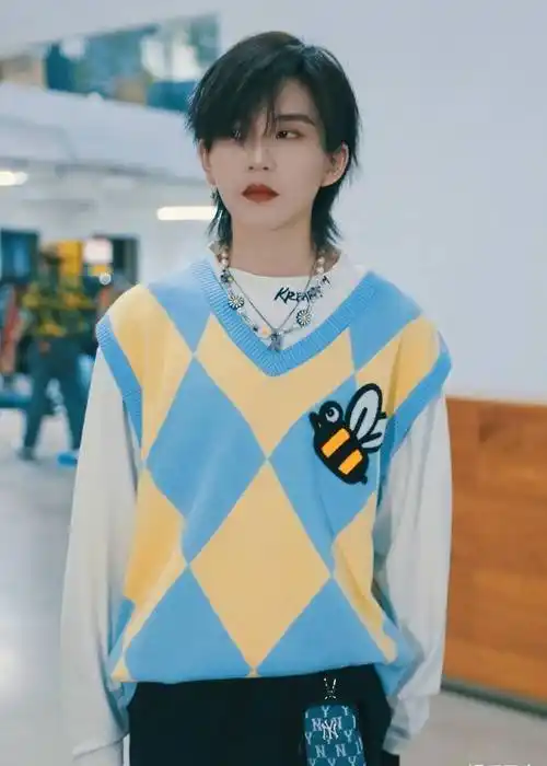 the9陆柯燃后刘雨昕遇事,官宣微博停更三天,工作室回应粉丝诉求惹不满