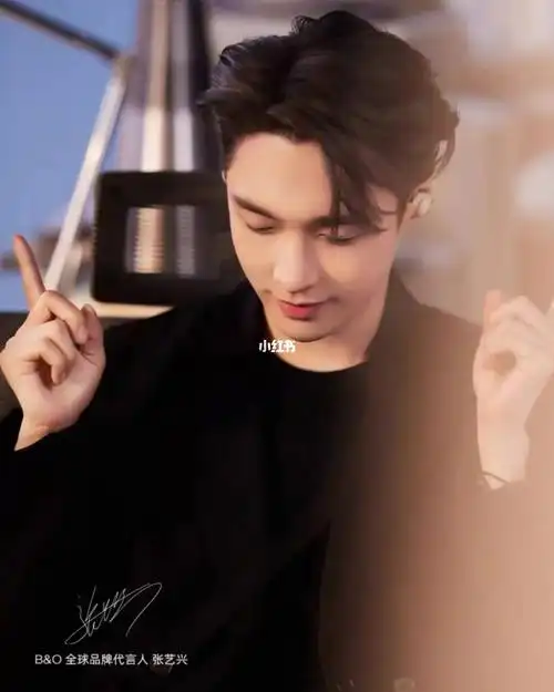 张艺兴_instagram_街舞_ins_娱乐_明星娱乐资讯